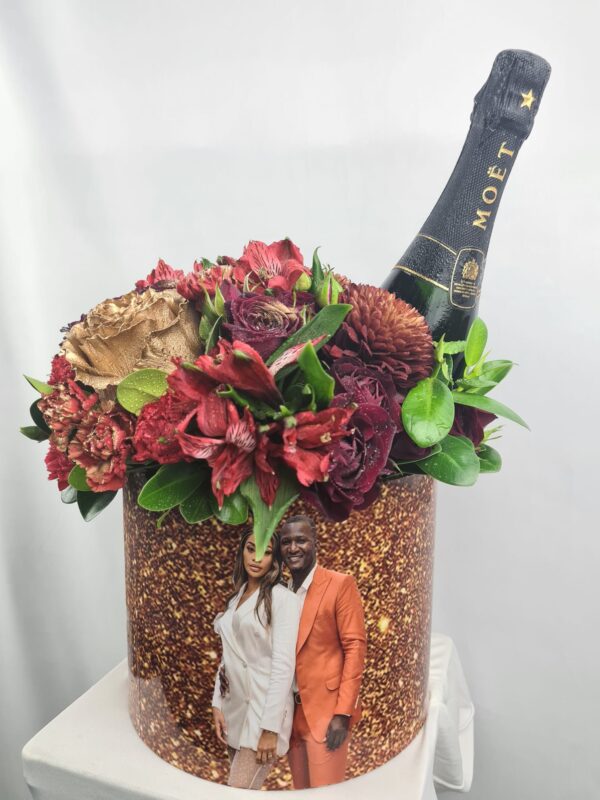 St Kitts Nevis Florist Customized Box - Daren Sammy